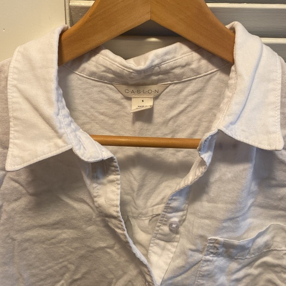 Caslon White Short Sleeve Button-Up Shirt - Picture 2 of 6